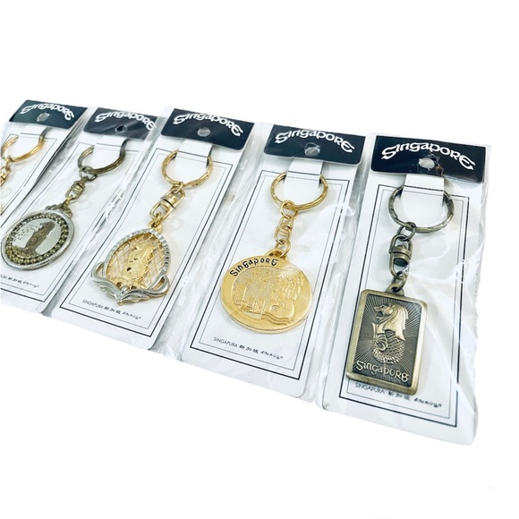 Vintage Merlion Singapore Lion Fish Statue Keychain Souvenir Lot of 5 Bundle NIP - Picture 3 of 4